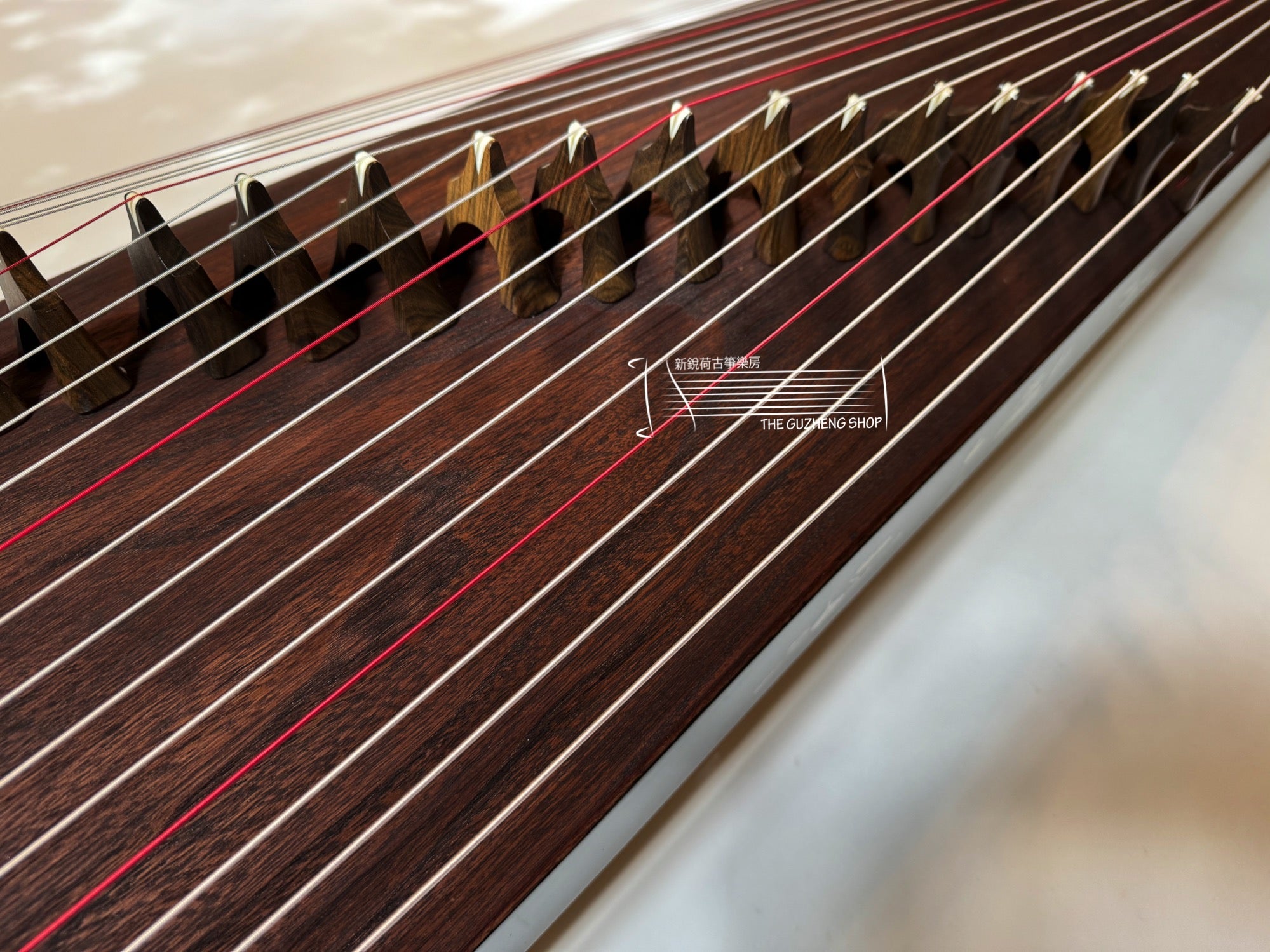Zhuque 690A "Lotus Blossom" Guzheng 朱雀古筝690A"荷花“