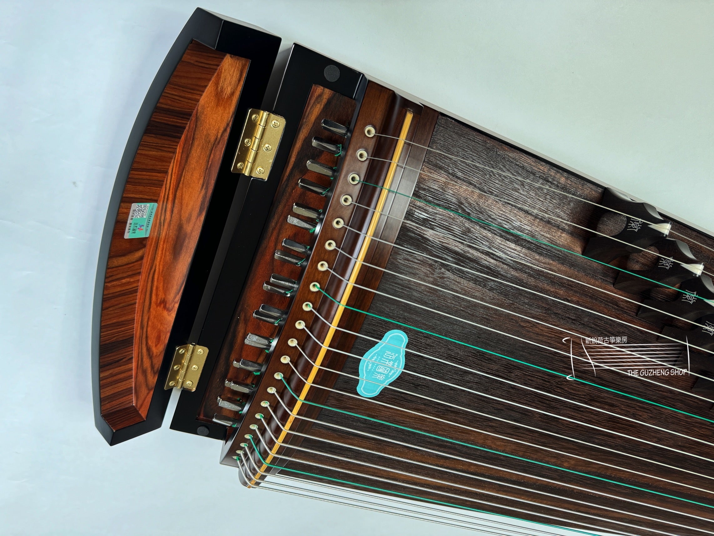 Hai Tang Guo Yue “Petite Tang" 43" Travel-Size Guzheng  海棠國樂110cm旅行小古箏 ”小棠“