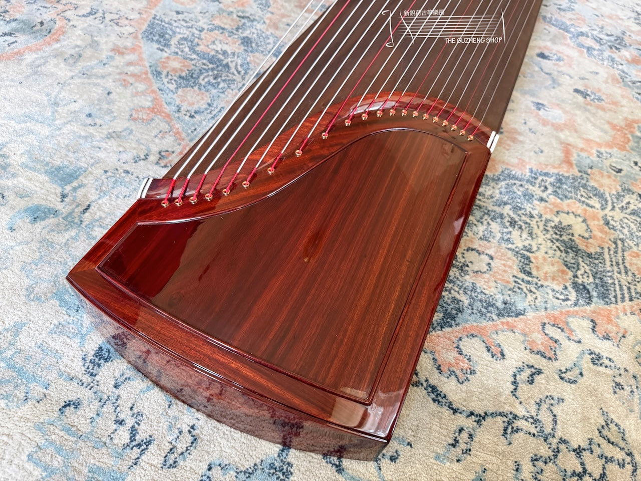 Ultra Luxury Guzheng - Zhuque Model 012 Collection Grade 朱雀牌012型臻品收藏级古筝