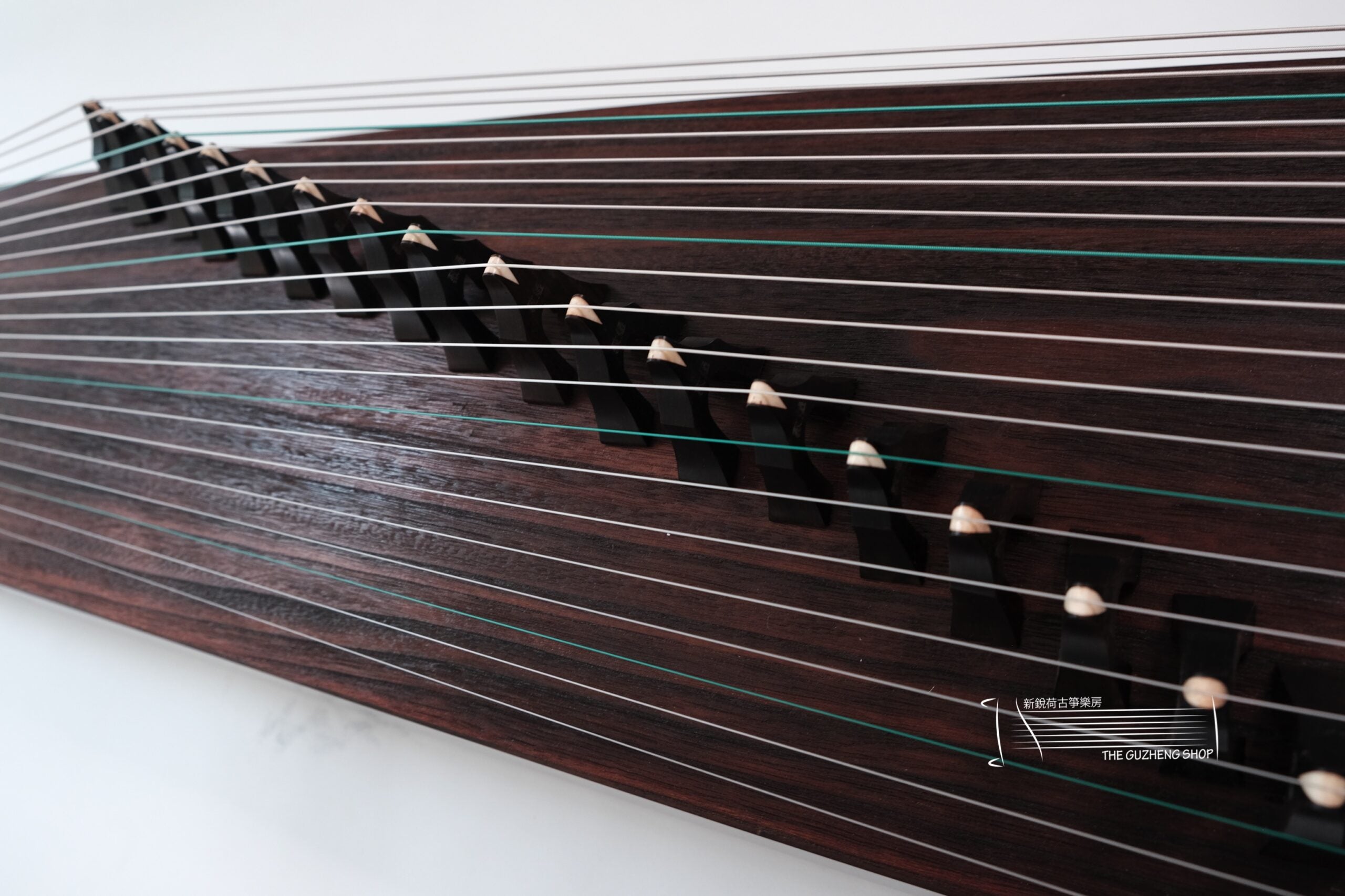 Dunhuang-Yun "Ancient Lady" Elite Rosewood Collection Grade Guzheng   敦煌韵牌 特选阔叶黄檀木浅浮雕国画古筝 "仕女"
