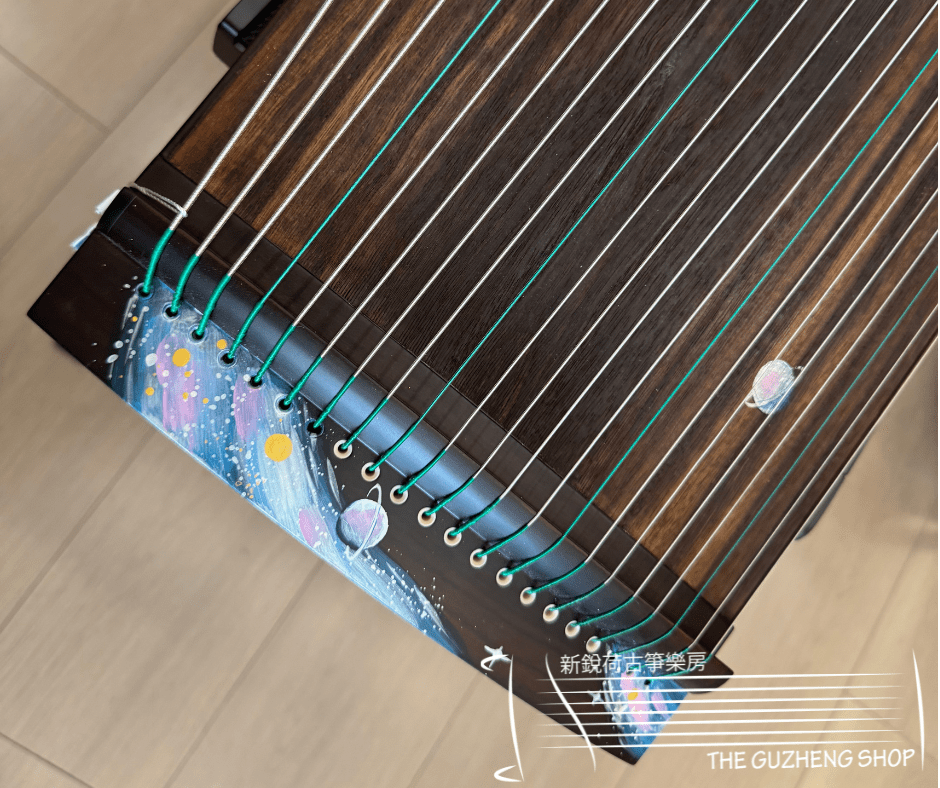 Hai Tang Guo Yue "Butterfly Dream" 43 inch Travel-Size Guzheng 海棠國樂110cm小旅行箏“夢蝶”