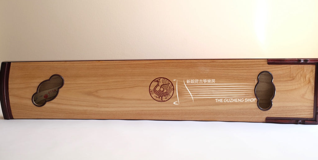 Zhuque Fairy Lady Guzheng (Light) 朱雀牌手工漆畫臻品古筝 "聞樂飛天"