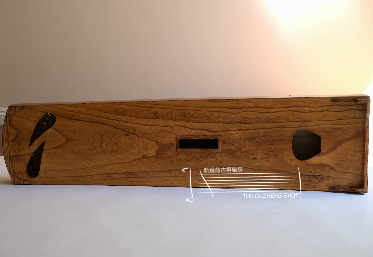 Langyun 51 Inch Travel-Size Guzheng  郎韻牌130cm挖箏級小古箏 "金枝玉葉“