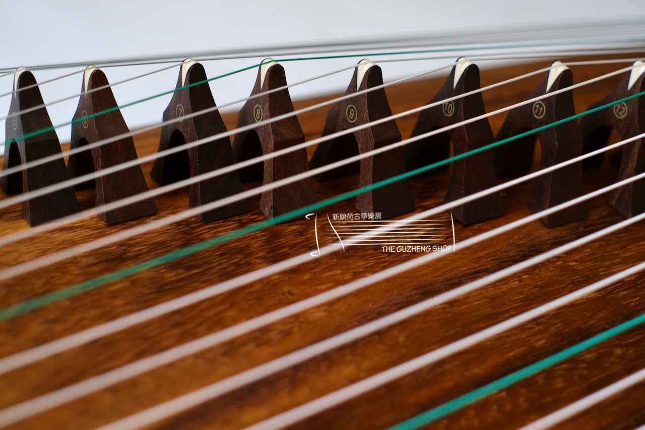 Langyun 51 Inch Travel-Size Guzheng  郎韻牌130cm挖箏級小古箏 "金枝玉葉“
