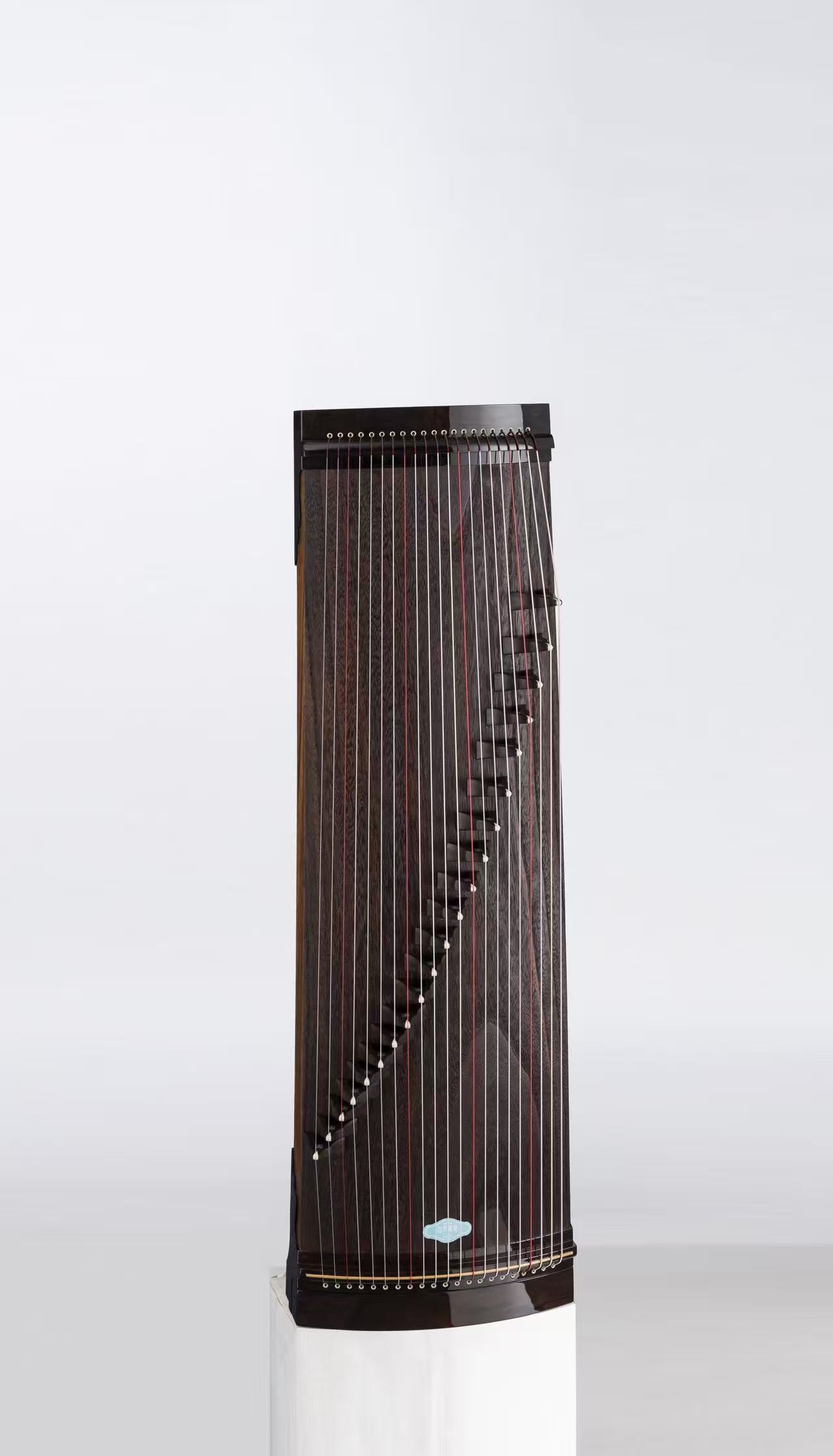 Hai Tang Guo Yue "Xi Luan" 43 inch Whole-Carved Travel-Size Guzheng 海棠國樂110cm整挖小旅行箏“栖峦”