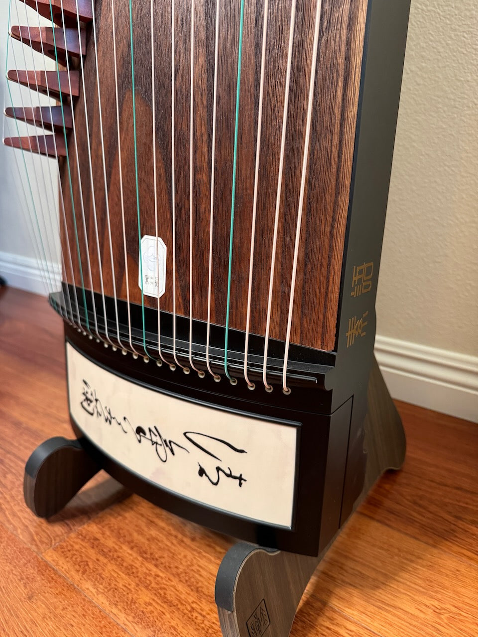 Chinese 21 String Guzheng - Su Yu Full Size Guzheng "Orchid" 素语古筝 “幽兰”