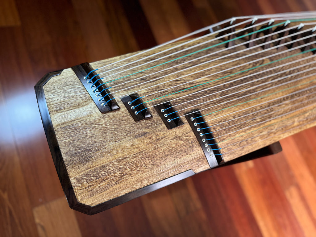 Jin Yun 130cm/51 inch Black Sandalwood Concert Grade Travel-Size Guzheng "Jin Xi" 金韵牌纯木130cm小古筝
