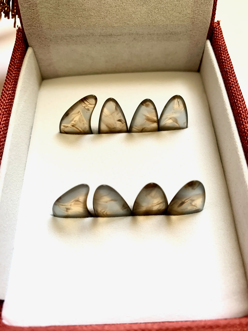 Colorful Guzheng Picks - Smooth and Medium Thick Multiple Color and Sizes 彩色中等厚度古箏指甲