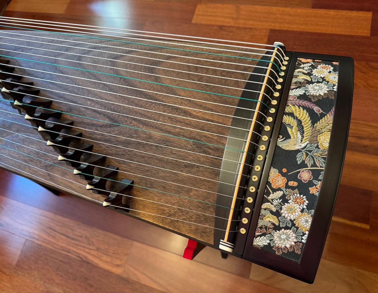 Langyun 51 Inch Guzheng "Phoenix"  郎韻 挖箏級小古箏 "凤栖梧桐“