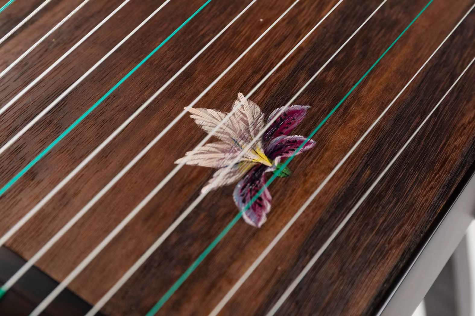 Hai Tang Guo Yue “Chang Xiang Si" 43" Travel-Size Guzheng  海棠國樂110cm手工漆畫旅行小古箏 ”长相思“