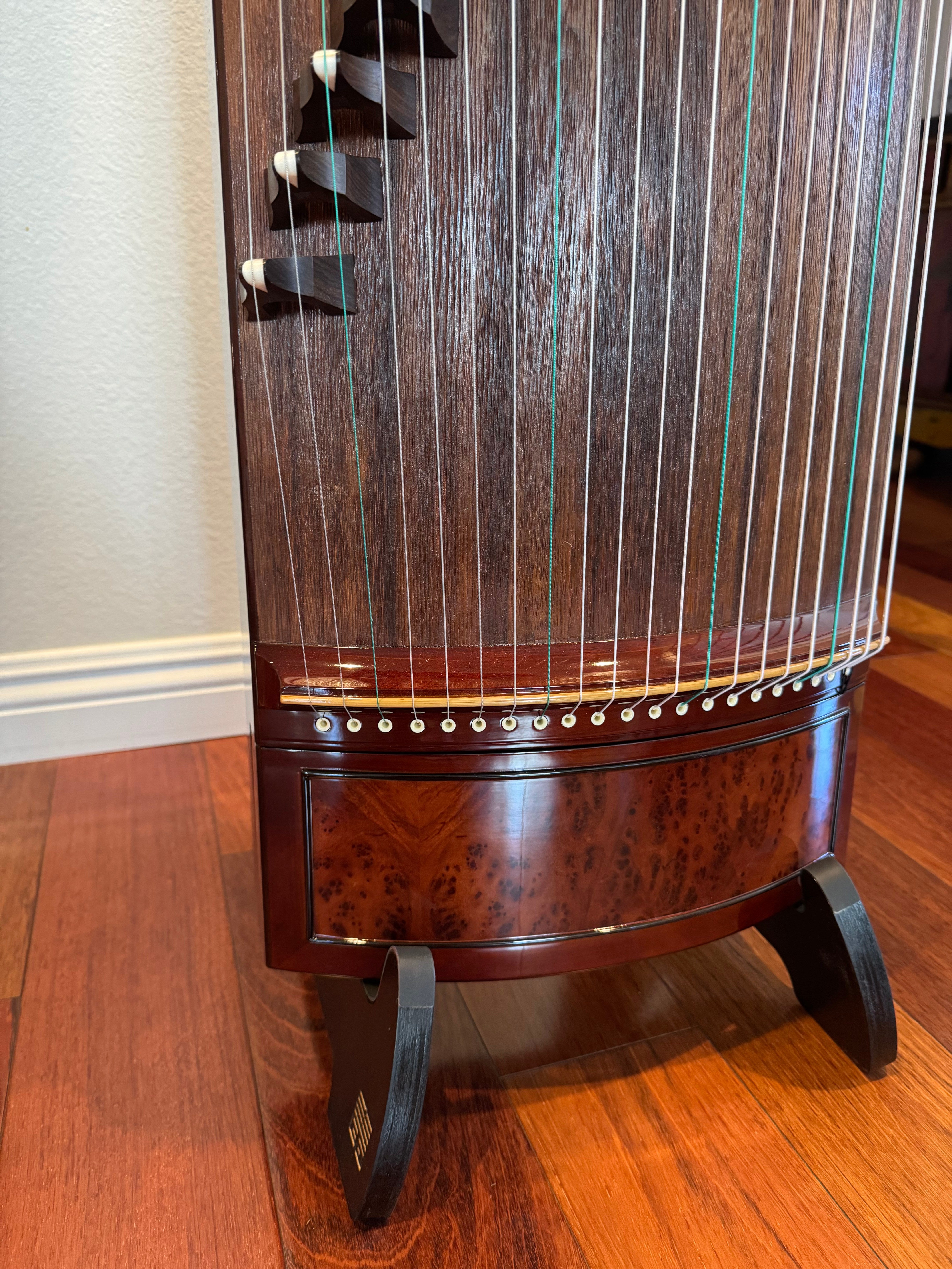 Guzheng Stand-Up Stand for Storage立式古箏擺放支架｜The Guzheng Shop