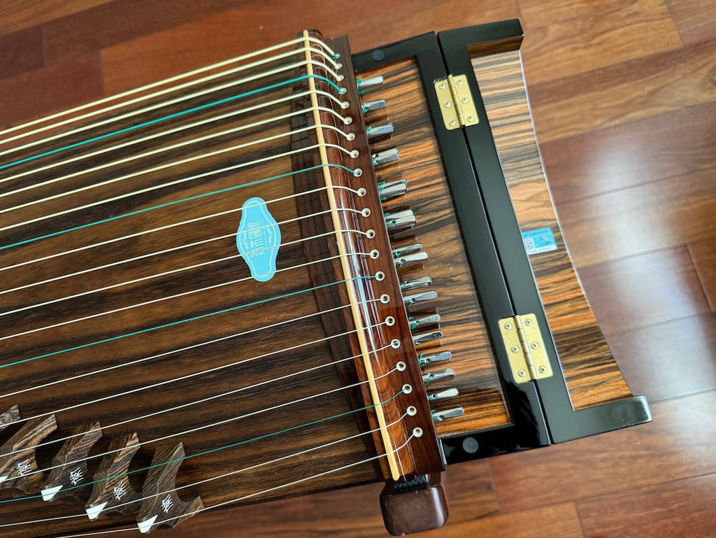 Hai Tang Guo Yue “Autumn Mood" 53" Guzheng 海棠國樂135cm旅行小古箏 ”小秋意浓“