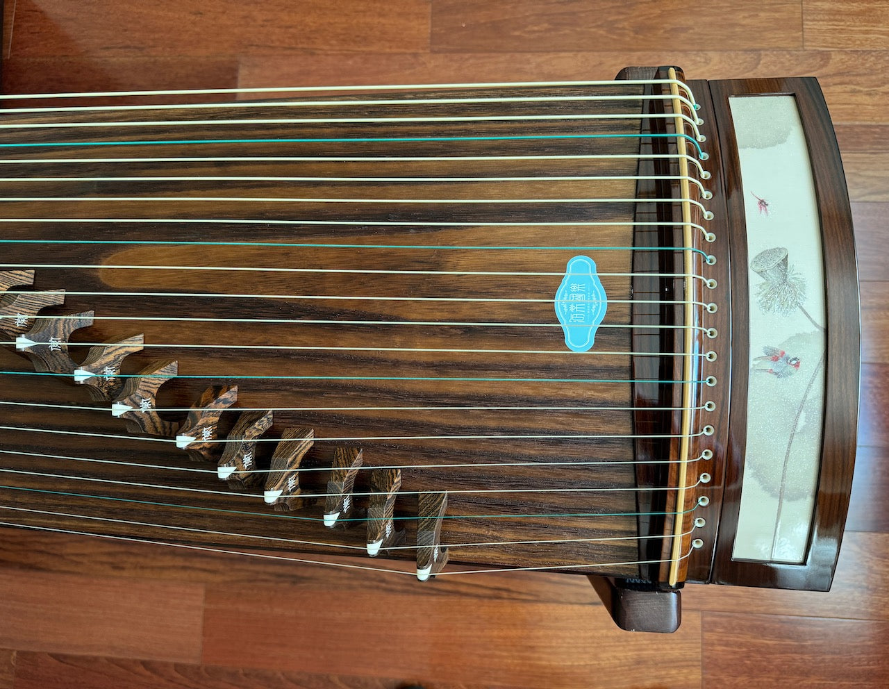 Hai Tang Guo Yue “Autumn Mood" 53" Guzheng 海棠國樂135cm旅行小古箏 ”小秋意浓“