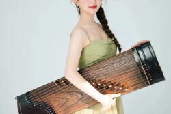 Tang-Xiang Very Small Travel Size Guzheng 13 Strings 88cm Long!
